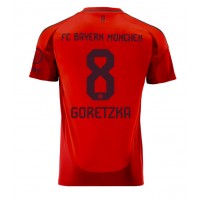 Camisa de Futebol Bayern Munich Leon Goretzka #8 Equipamento Principal 2024-25 Manga Curta